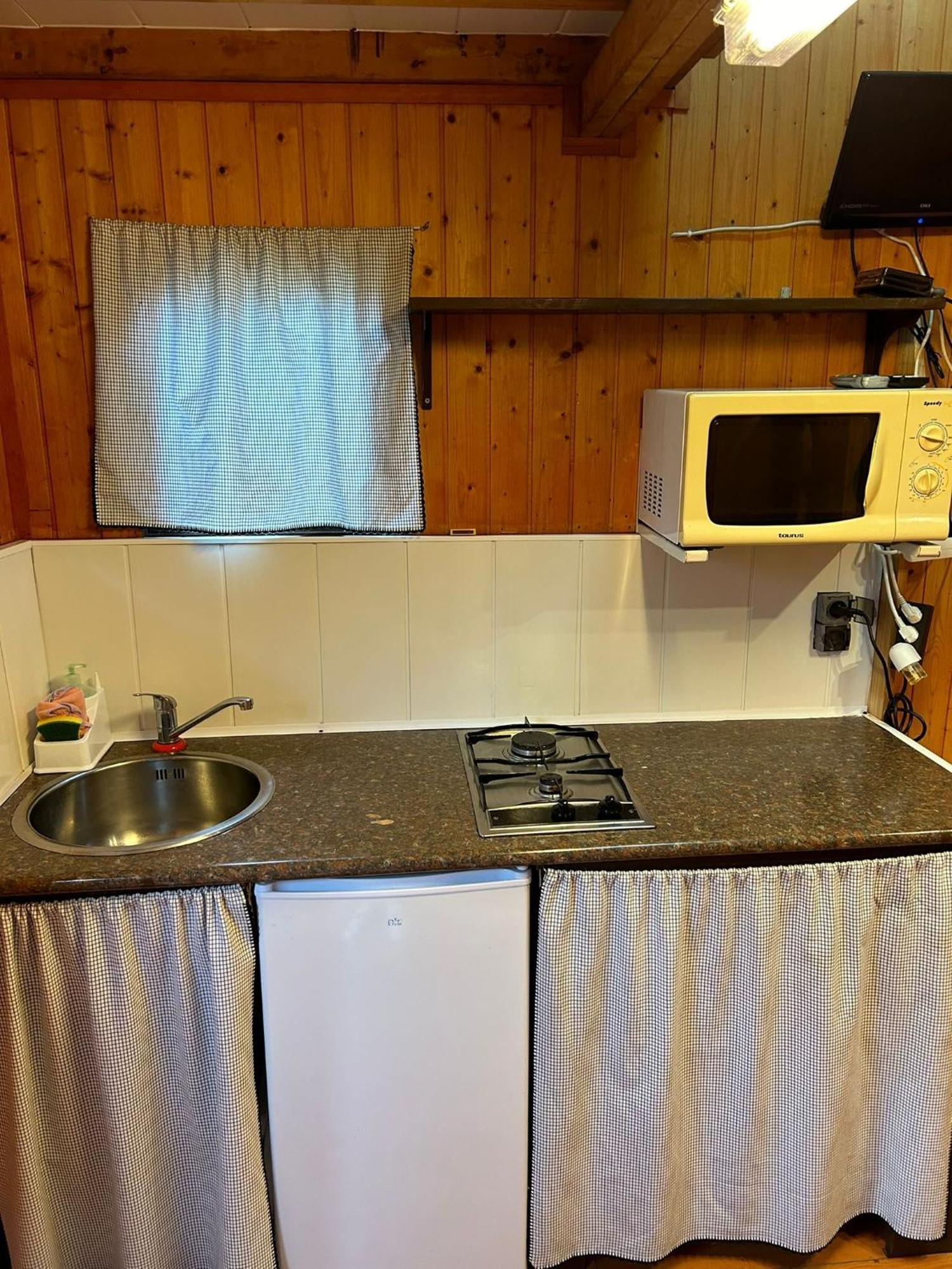 Camping A Grandella El Franco Habitación foto